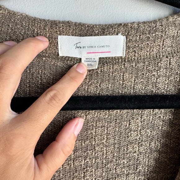 Vince Camuto Boxy Cozy Knit Cardigan XXL Neutral Taupe Button Front Sweater - Picture 3 of 6